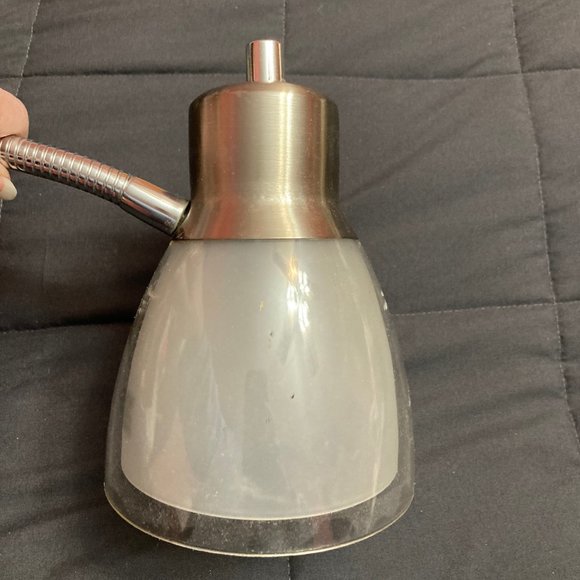 Flexible Gooseneck Adjustable Clamp Lamp - Picture 5 of 16